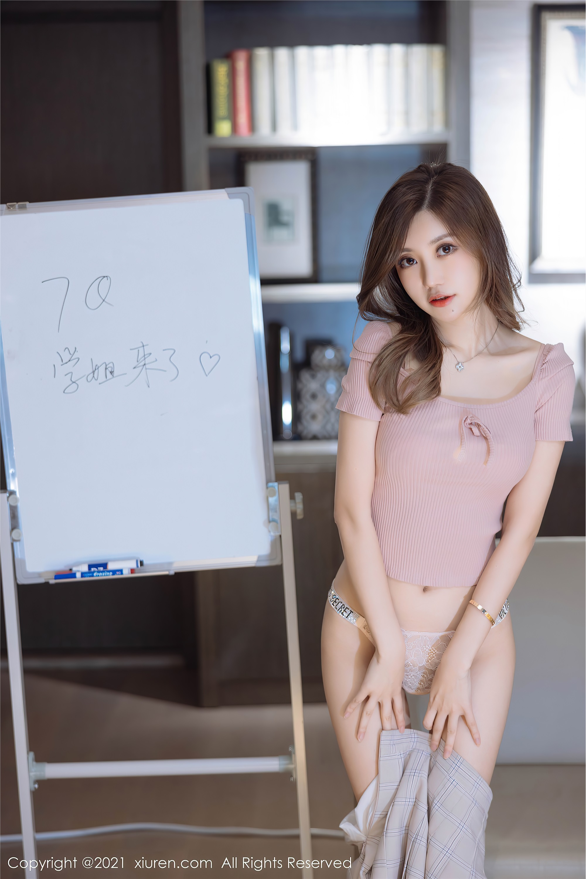 Xiuren秀人网 2021.12.31 NO.4415 绮里嘉ula